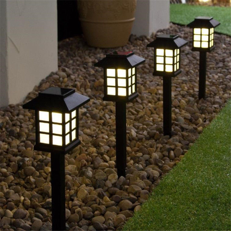 Éclairez Votre Jardin avec la Lampe Solaire Carrée – Image 6